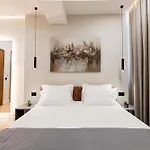 Bliss Luxury Apartamets & Suits *