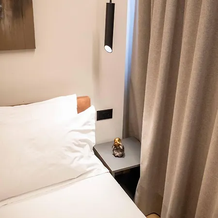 Bliss Luxury Apartamets & Suits *