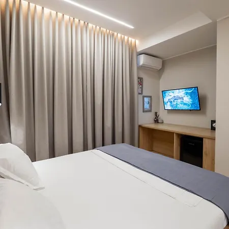 Bliss Luxury Apartamets & Suits *