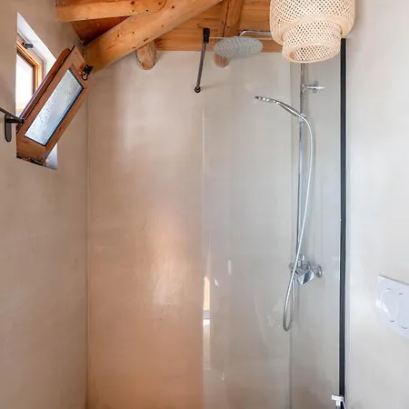 Bliss Luxury Apartamets & Suits