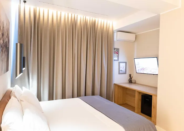 Bliss Luxury Apartamets & Suits Sarande